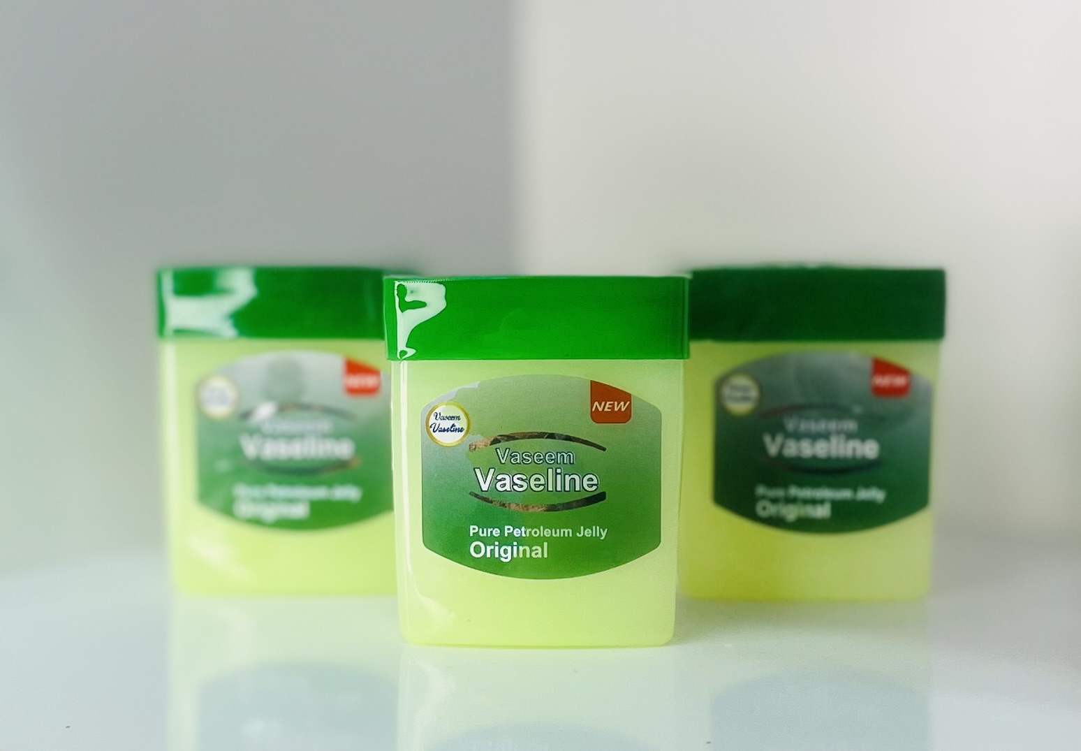 وازلین وسیم مدل VITAMIN E حجم 50 گرم